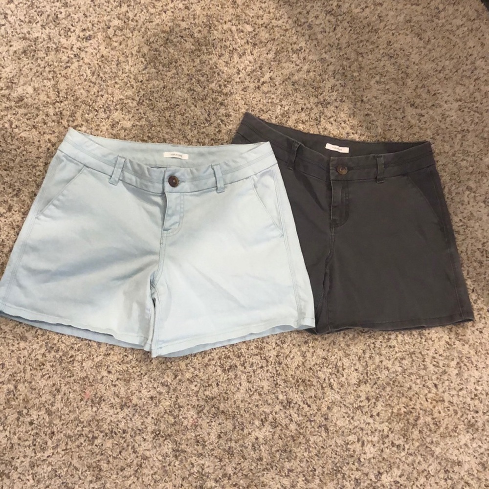 2 pair Maurice’s size 5/6 shorts charcoal seafoam